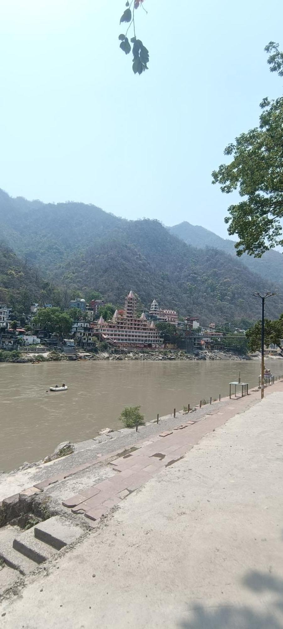 Blabla House Rishikesh Hostel Exterior photo
