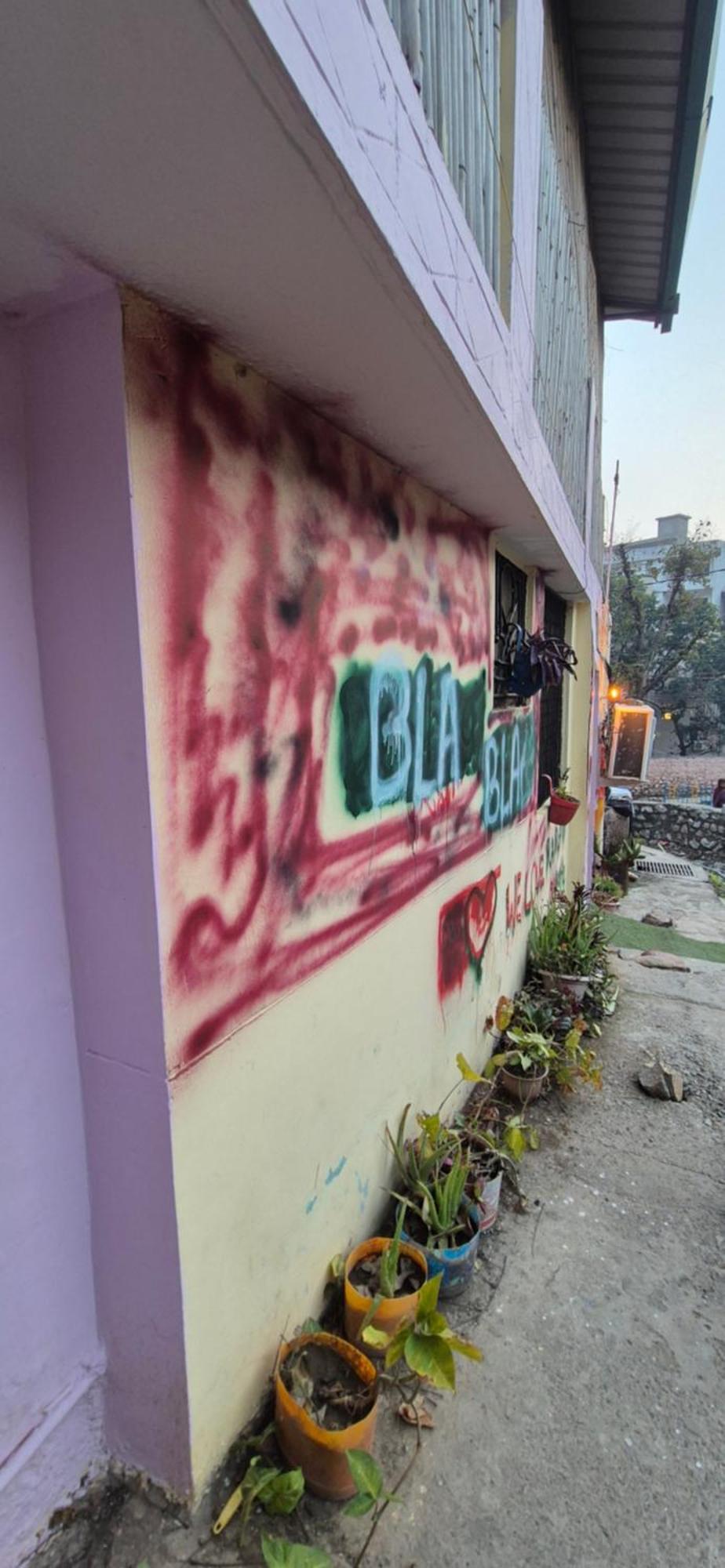 Blabla House Rishikesh Hostel Exterior photo